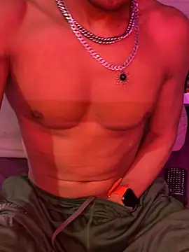 thesummerboy online show from 12-20-24, 04:42