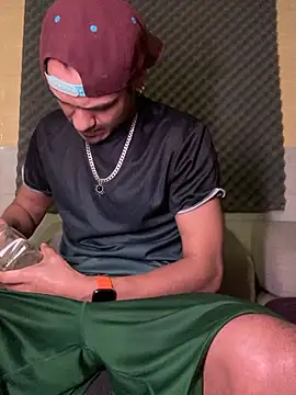 thesummerboy online show from 03-21-25, 07:33