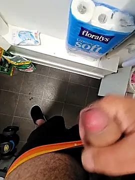 eric69 69 online show from 10-05-25, 06:23