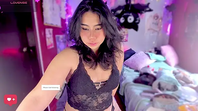 kiki cavilll online show from 12-07-24, 12:24