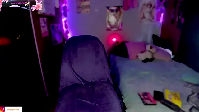 kiki cavilll online show from 02-24-25, 03:53