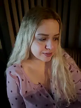 cansuozell online show from 03-22-26, 06:33