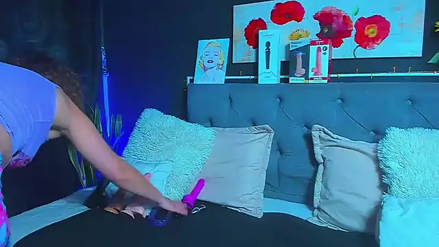 dulce celeste15 online show from 02-02-25, 10:13