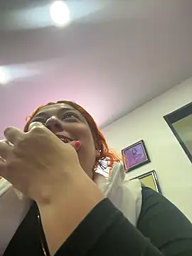 dulce celeste15 online show from 12-19-25, 07:32