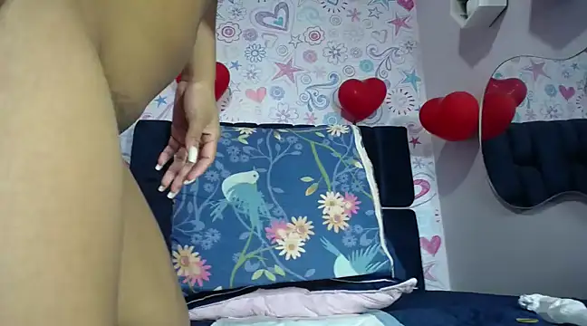 KOURTNEY-- online show from 02-25-25, 04:24