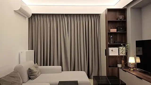 IrisNoire online show from 04-24-26, 08:00