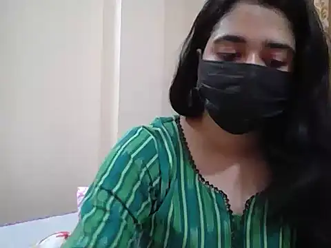 Snapshot of A-pusparani chatting on 05-15-26, 06:59 A-pusparani online show from 05-15-26, 06:59