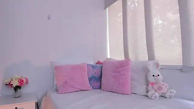 Brisa blue online show from 02-19-25, 04:11