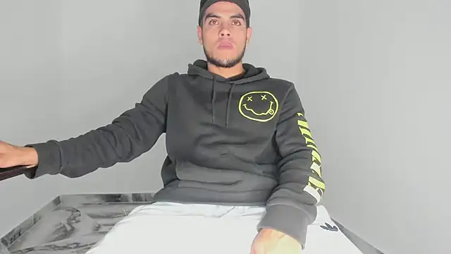 Snapshot of mikee_scooth chatting on 11-27-25, 09:44 mikee scooth online show from 11-27-25, 09:44