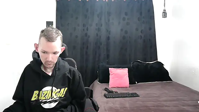 Sophia and Thomas online show from 01-06-25, 12:13