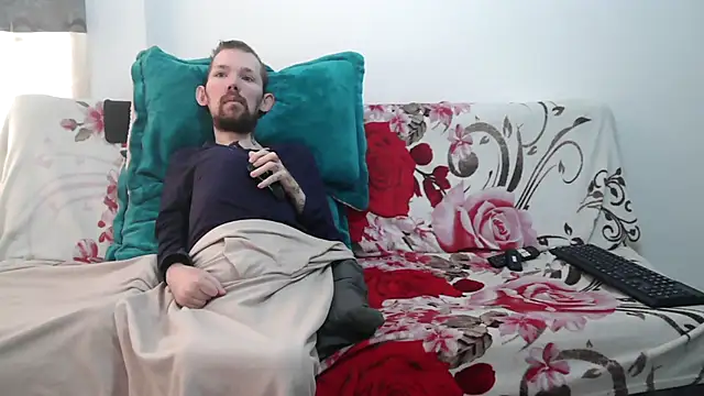 Sophia and Thomas online show from 04-10-26, 07:07