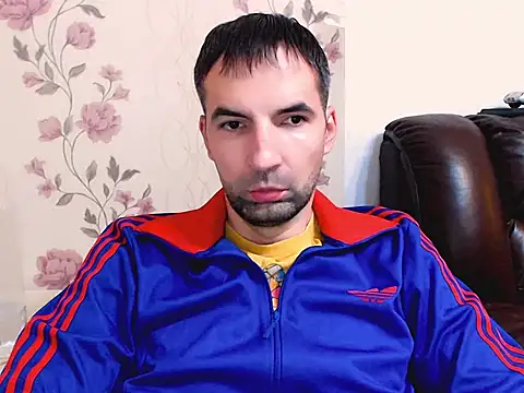 Leo 1617 online show from 11-26-25, 05:25