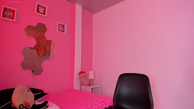 Karito-28 online show from 12-29-24, 01:38