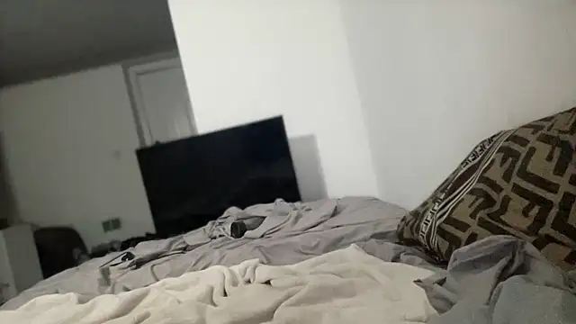 Snapshot of Daddybigdick333 chatting on 01-01-25, 10:35 Daddybigdick333 online show from 01-01-25, 10:35