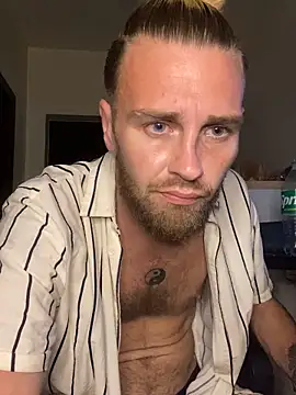 Snapshot of Danjamez1892 chatting on 01-03-25, 10:51 Danjamez1892 online show from 01-03-25, 10:51