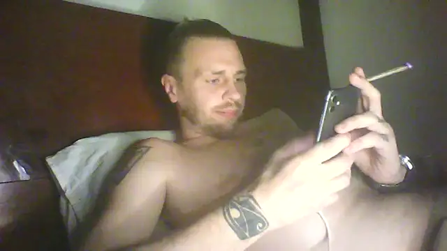 Snapshot of Danjamez1892 chatting on 03-04-25, 11:32 Danjamez1892 online show from 03-04-25, 11:32