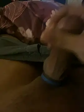 Snapshot of vielcumm chatting on 02-18-25, 11:08 vielcumm online show from 02-18-25, 11:08