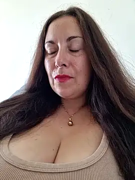 Snapshot of SelieAlMio chatting on 07-28-26, 12:48 SelieAlMio online show from 07-28-26, 12:48