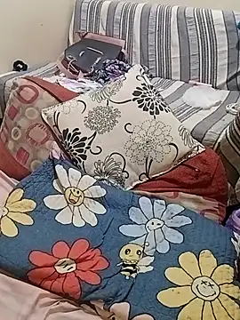 Snapshot of JessyCospXXX chatting on 03-21-25, 07:57 JessyCospXXX online show from 03-21-25, 07:57