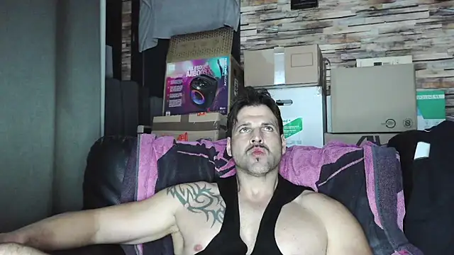 XxBigboybandxX online show from 02-28-26, 07:48