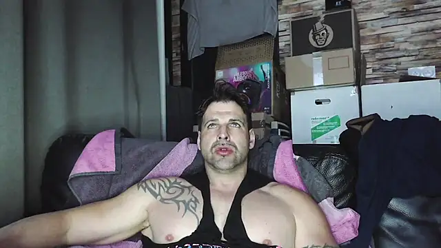 XxBigboybandxX online show from 03-26-26, 07:19