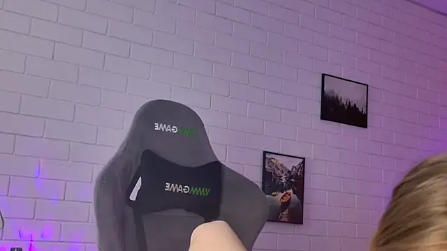 TinaDavil online show from 02-19-26, 09:16