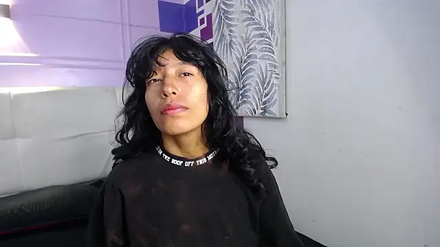 karolinee 66  online show from 01-07-26, 04:53