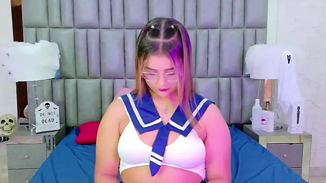 ZoehRoux online show from 10-29-25, 04:26