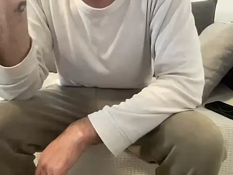 4small4inchlol online show from 03-07-26, 12:57