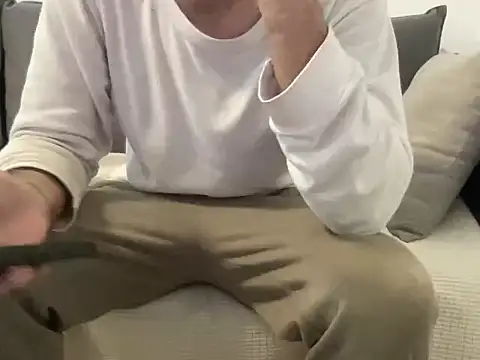 4small4inchlol online show from 03-12-26, 02:12