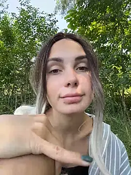 Snapshot of SandraCarter chatting on 06-18-26, 09:14 SandraCarter online show from 06-18-26, 09:14