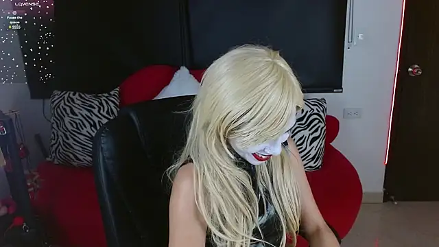 Carolaine69  online show from 01-28-25, 02:31