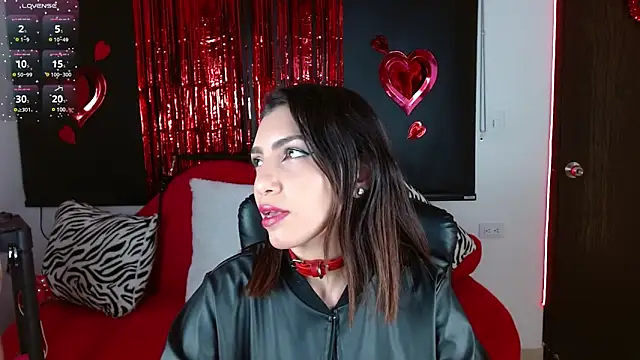 Carolaine69  online show from 02-01-25, 02:13