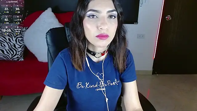 Carolaine69  online show from 03-22-25, 02:25