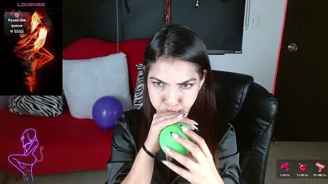 Carolaine69  online show from 09-15-25, 01:44