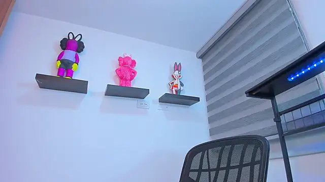 Snapshot of Gangster_Girl chatting on 11-04-25, 02:32 Gangster Girl online show from 11-04-25, 02:32