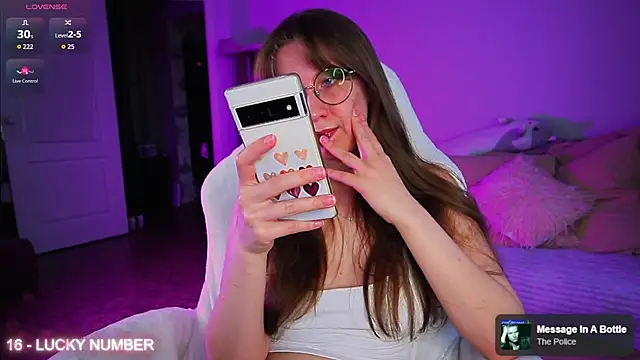 ms allison w online show from 04-18-26, 02:21