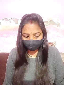 Snapshot of Simran-Simran chatting on 02-07-25, 02:08 Simran-Simran online show from 02-07-25, 02:08