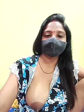 Snapshot of Simran-Simran chatting on 09-21-25, 11:39 Simran-Simran online show from 09-21-25, 11:39