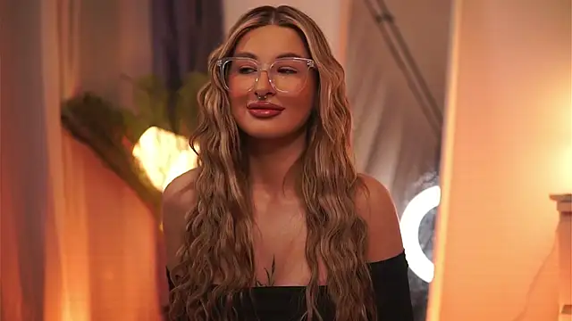 AvaShayy online show from 03-02-25, 12:20