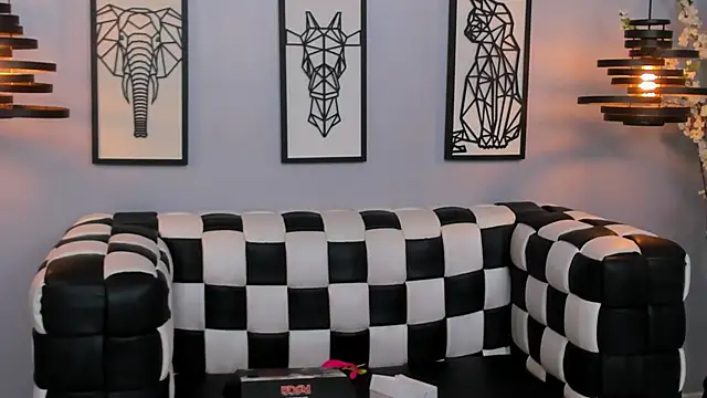 SARAFOXX  online show from 12-21-24, 11:44