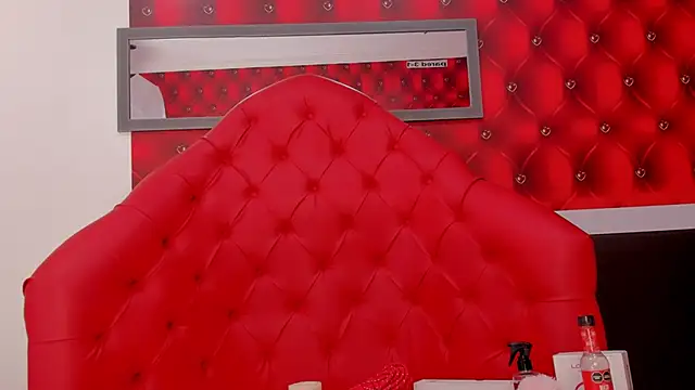 SARAFOXX  online show from 02-19-25, 02:55