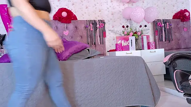 AvrillThomas online show from 03-03-26, 06:47