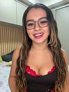 Snapshot of carol_amorim chatting on 01-04-25, 08:27 carol amorim online show from 01-04-25, 08:27