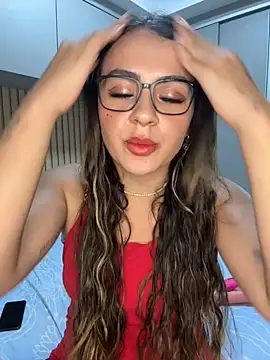 Snapshot of carol_amorim chatting on 02-09-25, 02:17 carol amorim online show from 02-09-25, 02:17