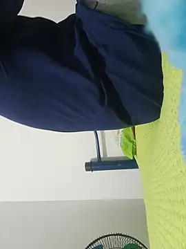 beautiful hands  online show from 03-14-26, 12:06