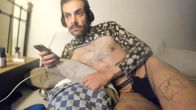 P4RtYBOII92 online show from 01-28-25, 07:00