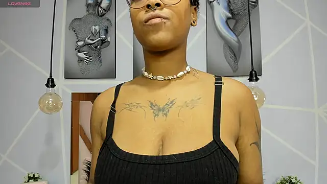 Elith noa online show from 02-27-25, 08:31