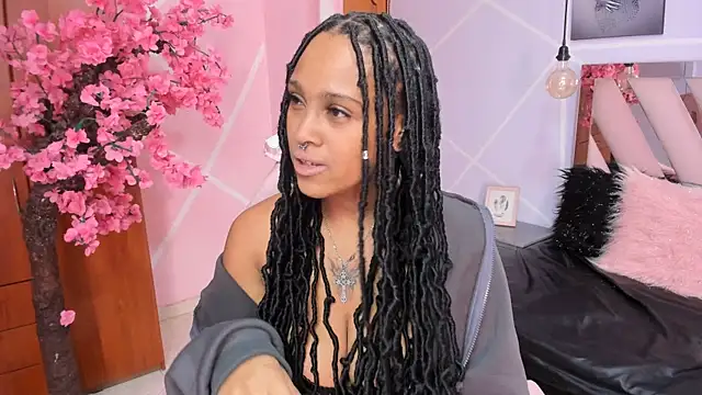 Elith noa online show from 09-17-25, 07:26