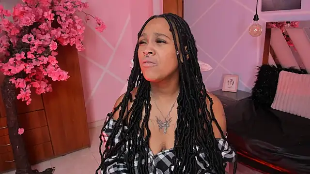 Elith noa online show from 09-20-25, 07:37